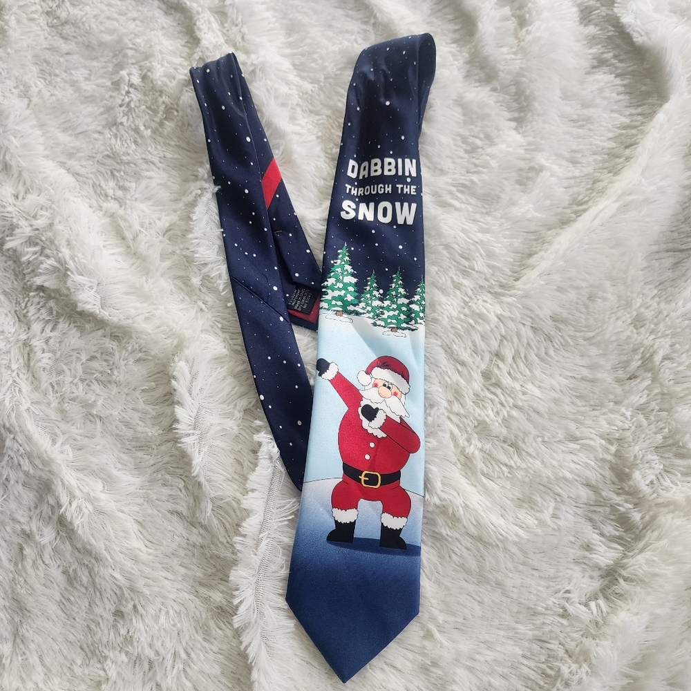 Holiday Traditions "Dabbin through the snow" cheesy Christmas tie